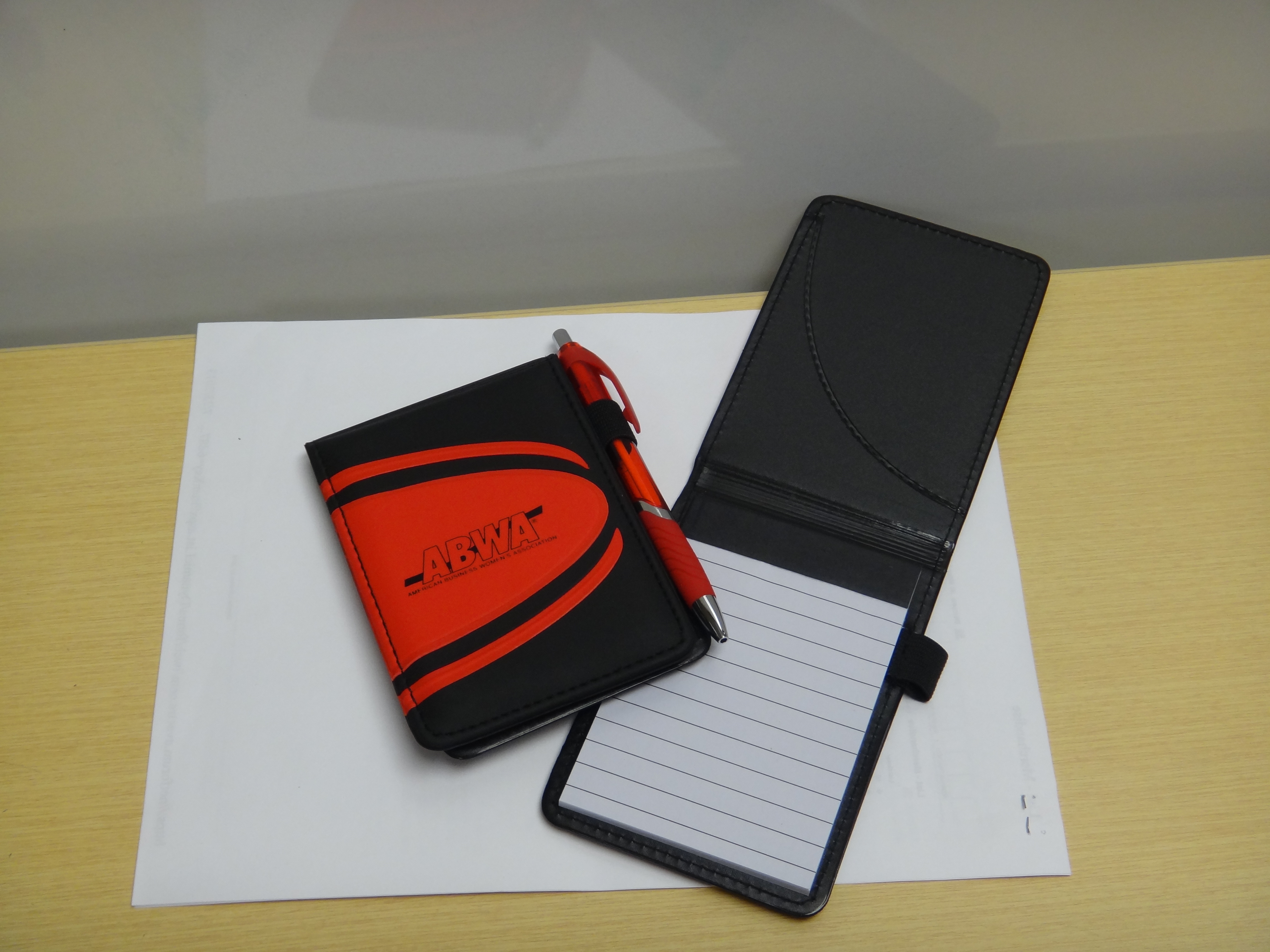 Jotter pad and pen